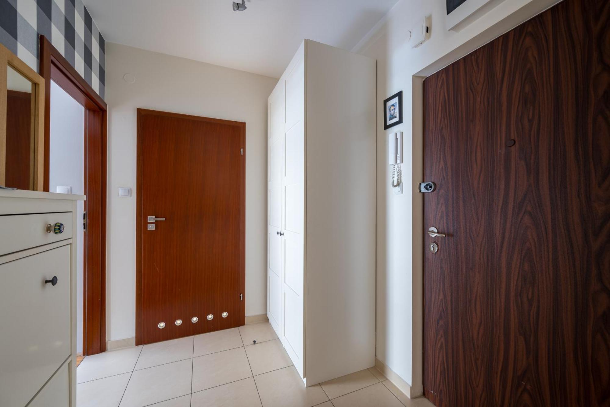 Metro Ksiecia Janusza Cosy Apartment ワルシャワ エクステリア 写真