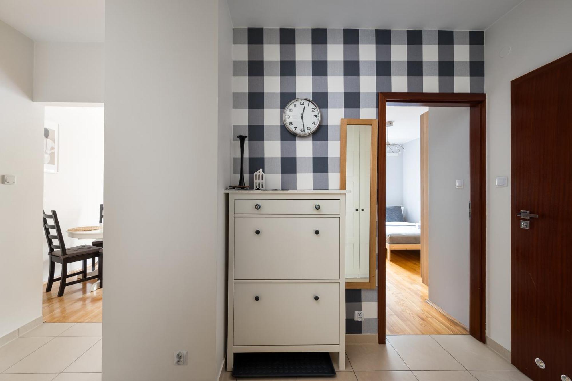 Metro Ksiecia Janusza Cosy Apartment ワルシャワ エクステリア 写真